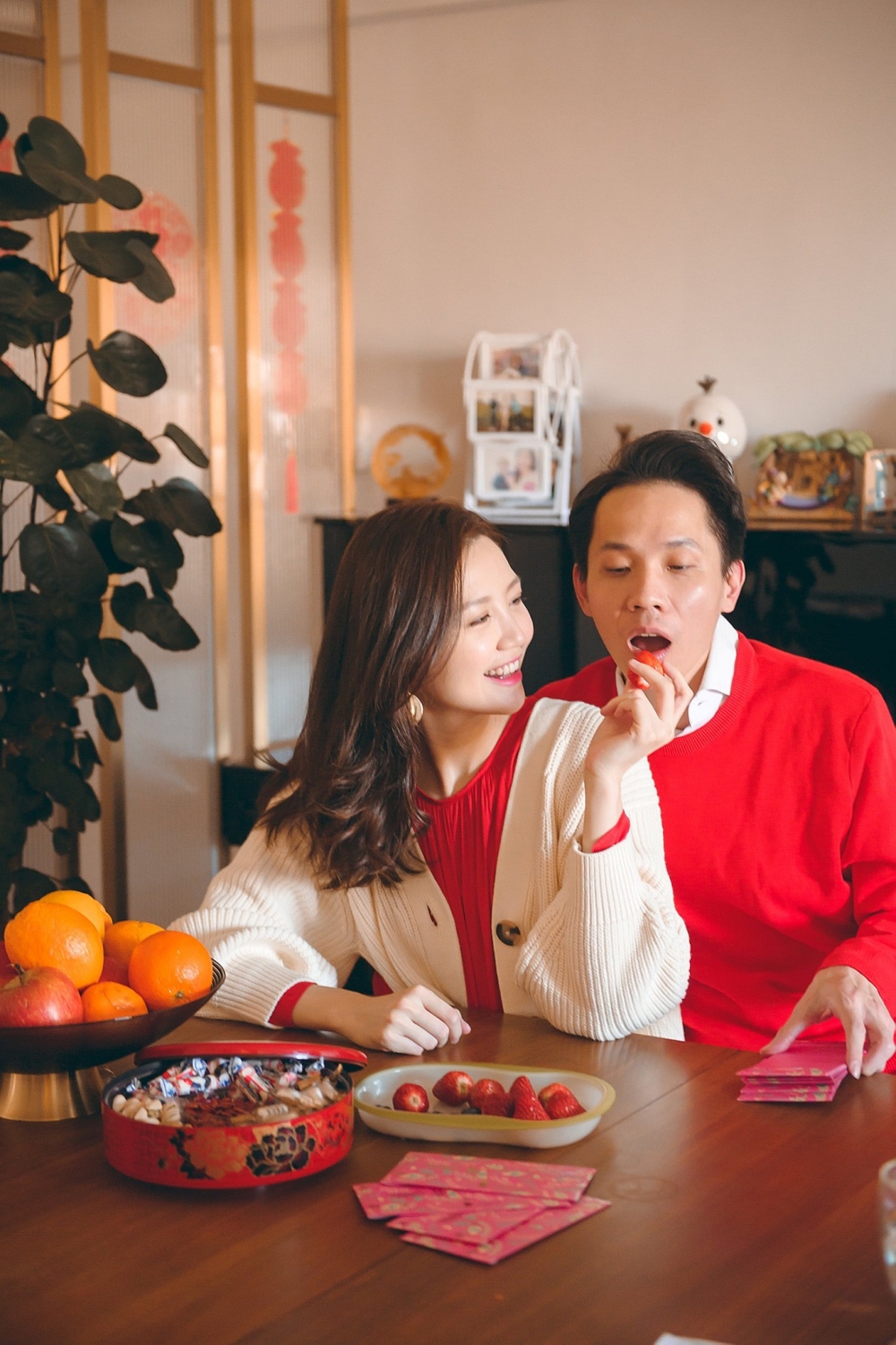吳若希FB
