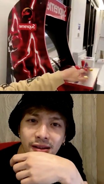 雖然台電動遊戲機唔係好大,但一間廳可以放到一台電動遊戲機都一定唔細。