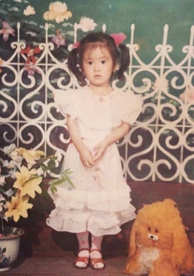 Moka細個都好 cute 呀！