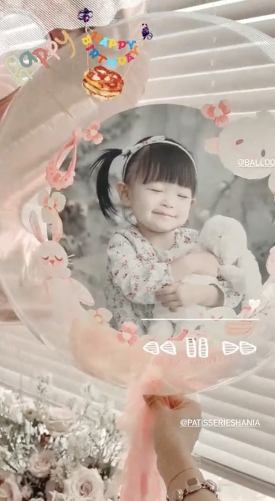 氣球佈置同生日蛋糕上,佢哋都落足心思㗎!