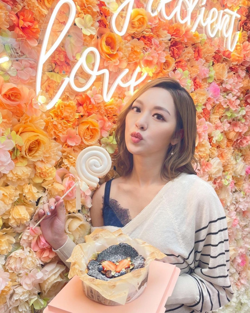 馮盈盈指搬埋去屋企附近，可以隨時幫手上門通渠又得，落樓下跑步撞到亦得