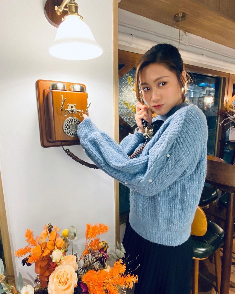 又叫大家唔好睇少戴眼鏡嘅女同學