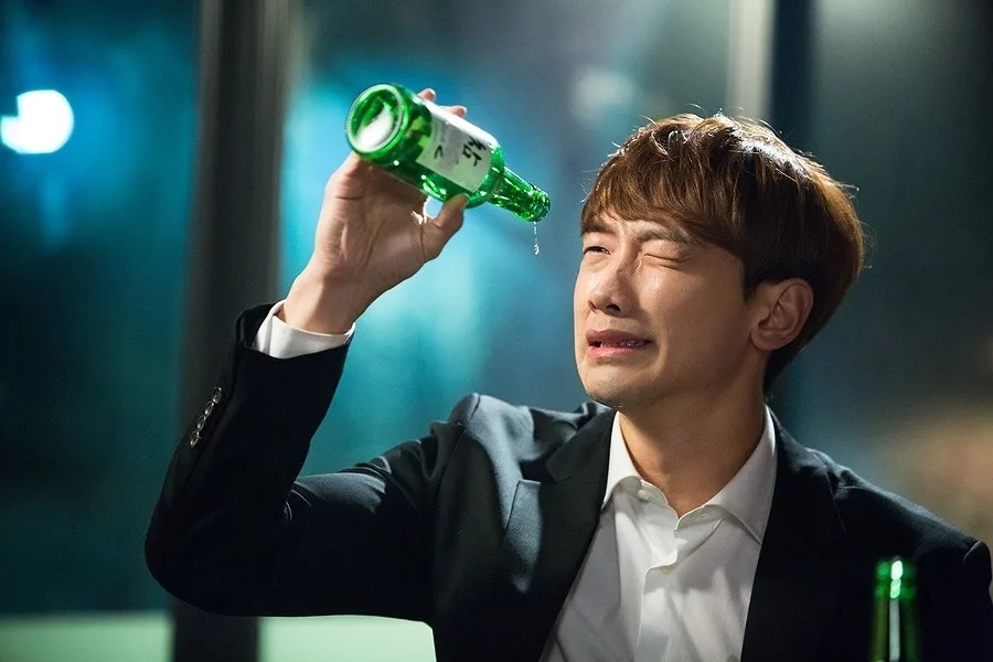 飲酒傷身,切勿過量!