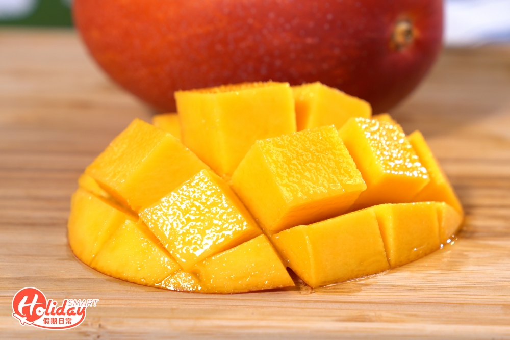 色澤紅潤，非常墜手，果肉軟腍香甜，食落無渣。