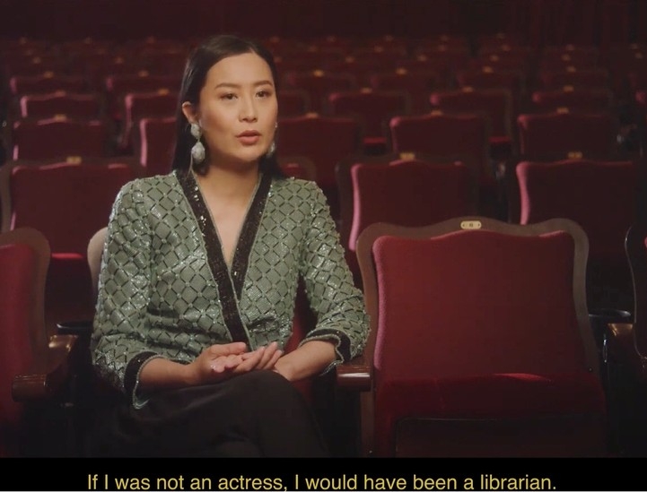 法拉表示如果佢唔做演員,就會成為一名圖書管理員。