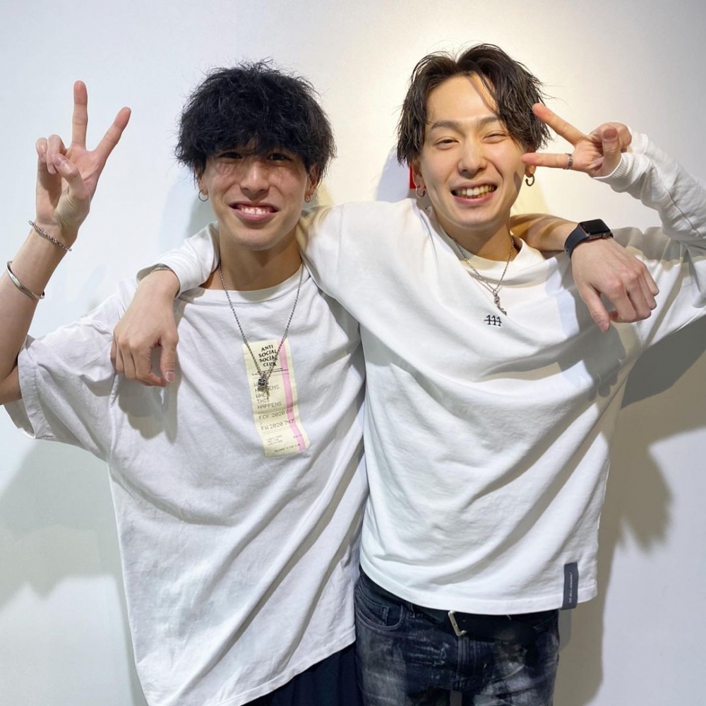 「LIPPS梅田ロフト」嘅其中一位髮型師平田匠海(左)有開設Instagram