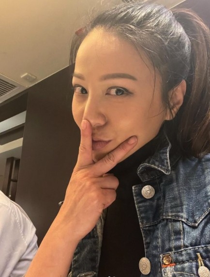 滕麗名IG