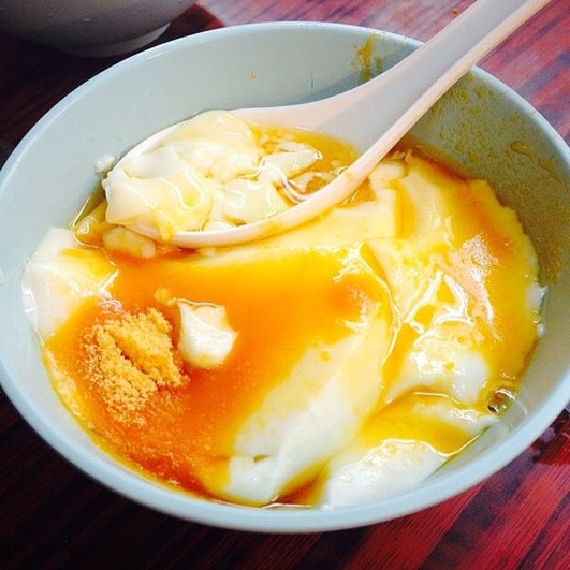 人氣永興豆漿王回歸！豆腐花食落滑溜，豆味香濃，為觀塘人氣小店。。