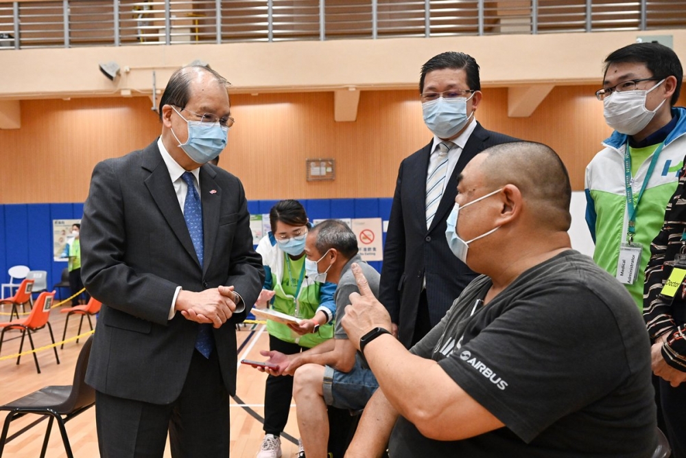 如市民接種疫苗後,出現一些嚴重不良反應,可向政府特設的「保障基金」提出申索。