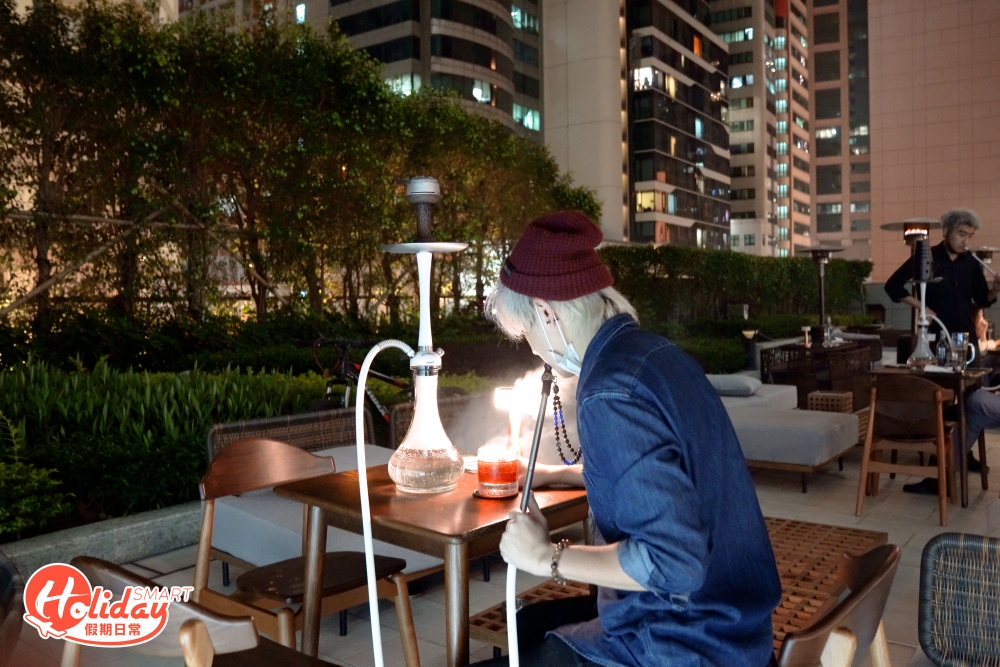 店內所供應的Shisha以用Omakase形式呈現,客人可向水煙師調較自己的口味。