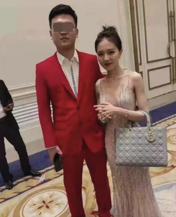 微博