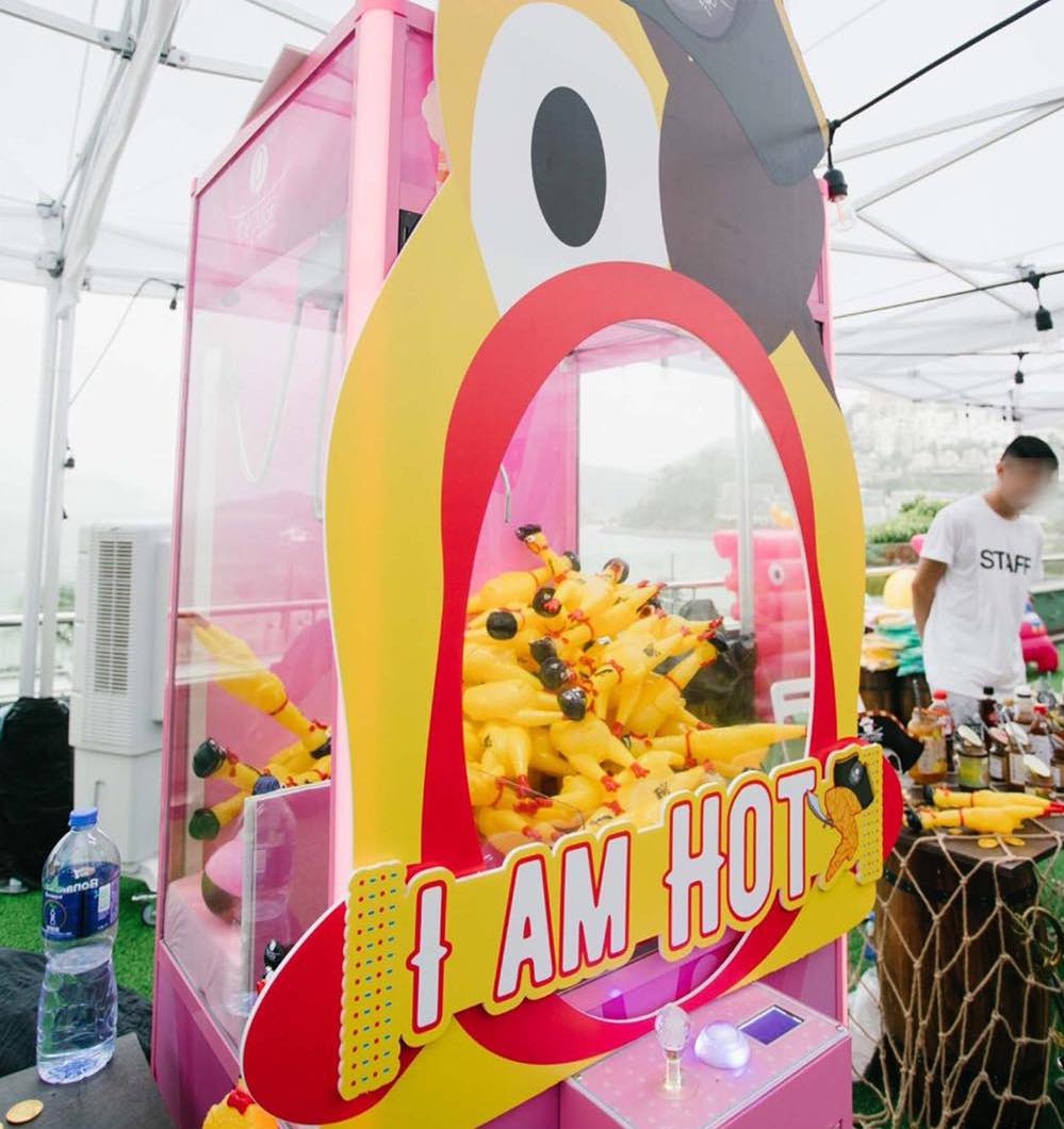 尖叫雞夾公仔機