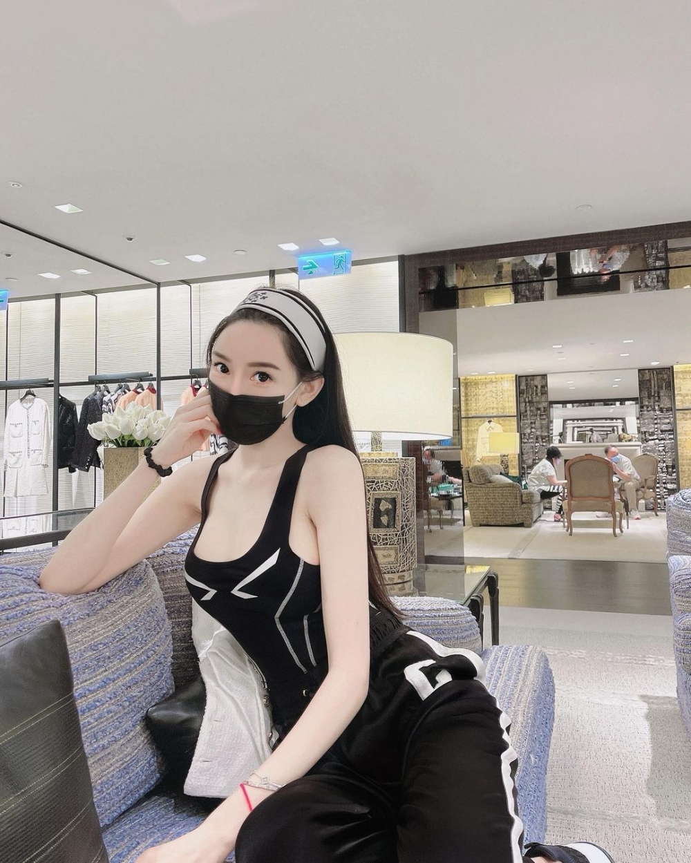 Cammi喺IG出post:「尚在人間 就不要鬼話連篇」,疑似回應事件。