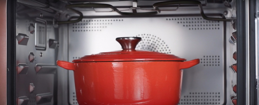 消費者於選購時，需留意所選蒸焗爐的容量是否足夠日常煮食。