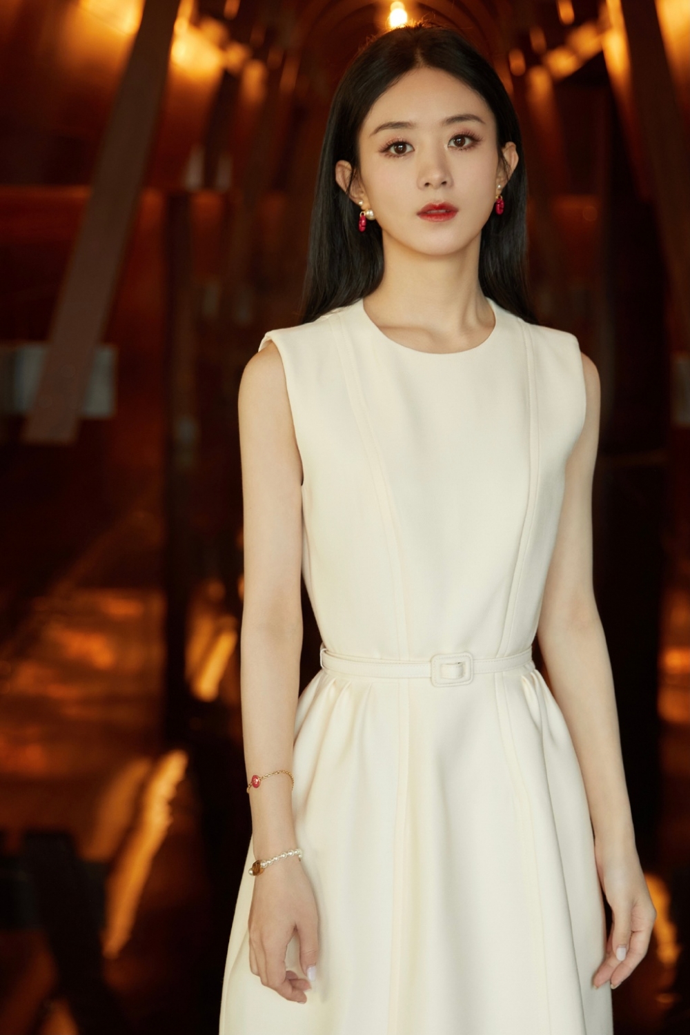 內地女星趙麗穎上月突然宣佈同馮紹峰離婚