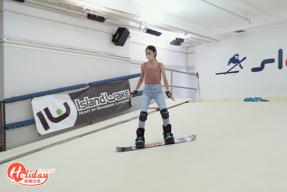 單板滑雪 (Snowboard)