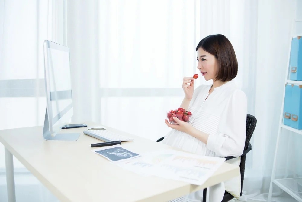 孕婦多食車厘茄能促進胎兒發育。