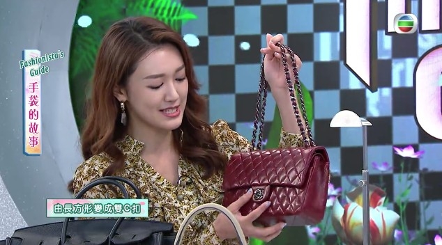 《姊妹淘》主題為「手袋的故事」，由主持帶嚟私伙名牌手袋，介紹手袋背後嘅故事