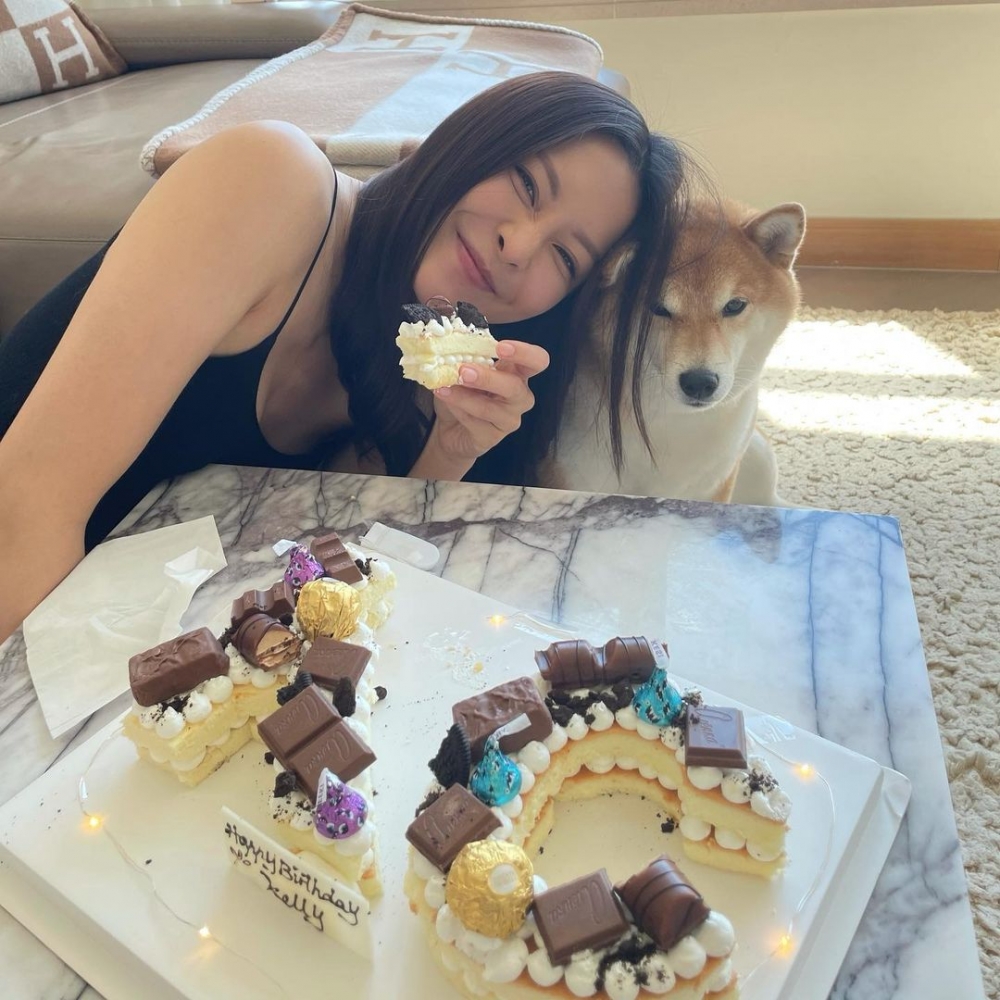 張曦雯 IG