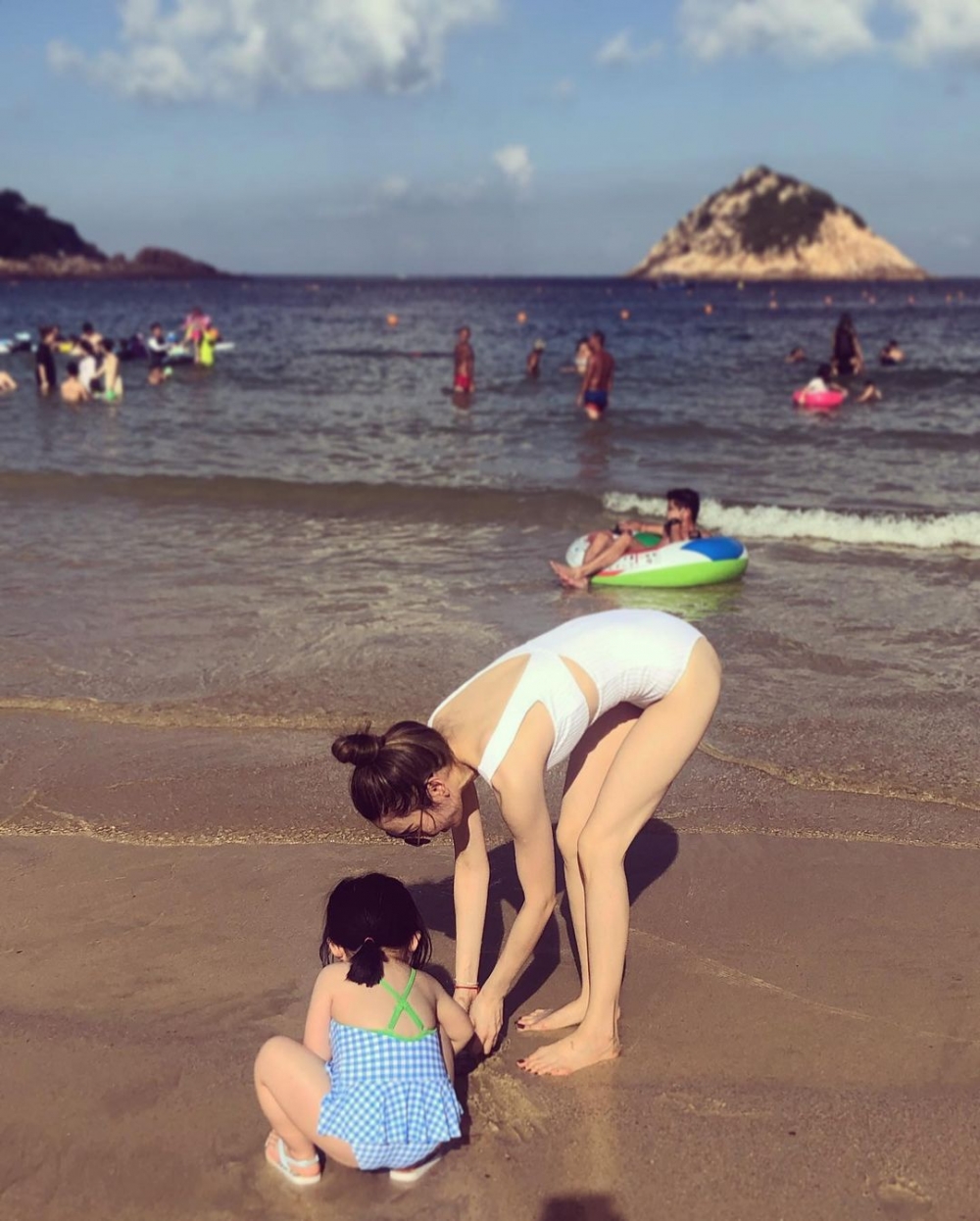 李元元 IG (lucy.is.good)