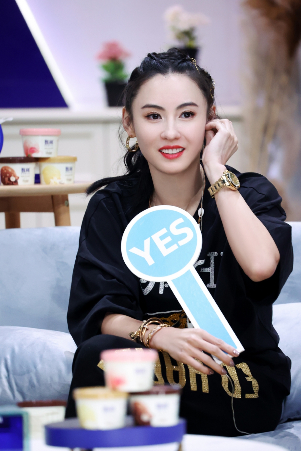 《乘風破浪的姐姐2》完結後,張柏芝出演另一套綜藝節目《讓生活好看2》