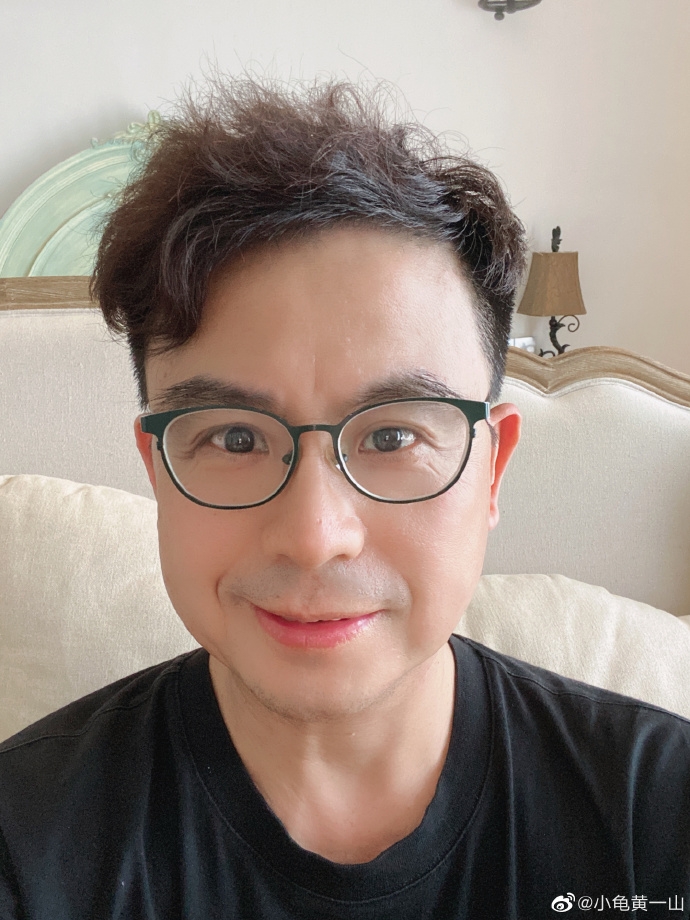 黃一山微博