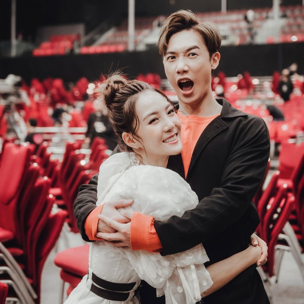 ᴀʟɪɴᴀ ʟᴇᴇ 李炘頤 IG