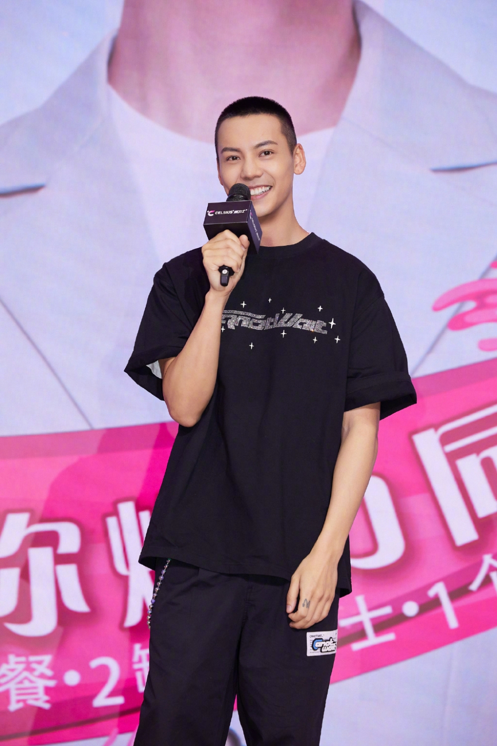 陳偉霆指可能出到嚟效果會「很帥」,到時大家會後悔。