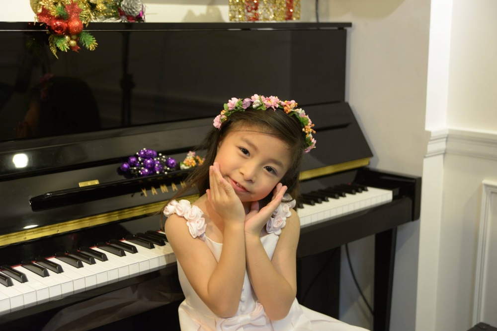 Celine Tam譚芷昀 Facebook