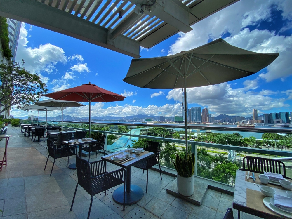 能飽覽維港景色的中菜餐廳