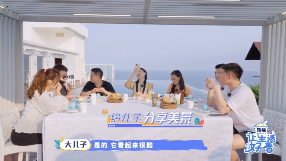 張柏芝將片段拍下畀仔仔睇