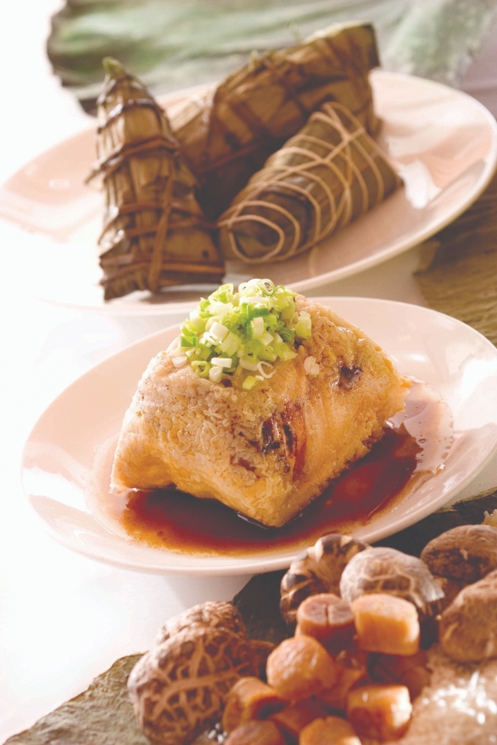 金黃蓮蓉梘水粽
