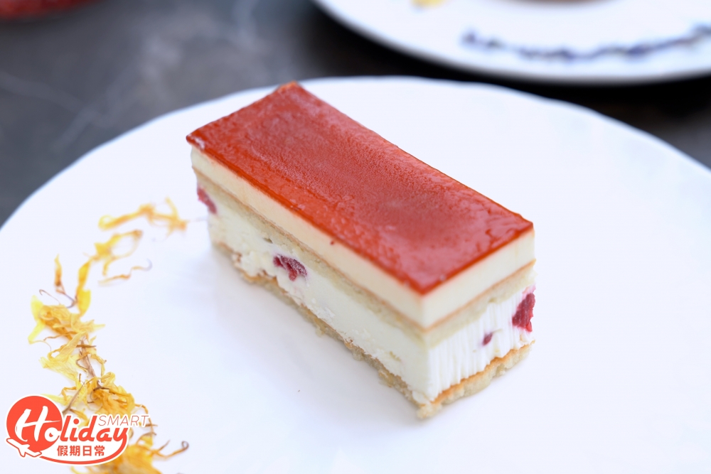 Raspberry Cake
