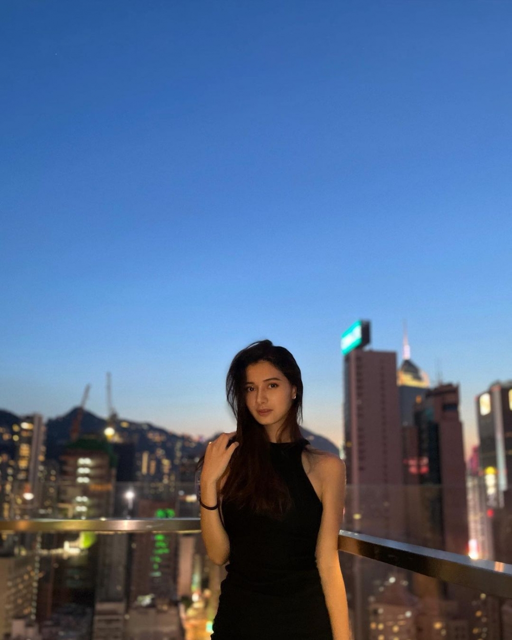 姚祖恩曾經擔任學生會體育聯會評議會榮譽秘書