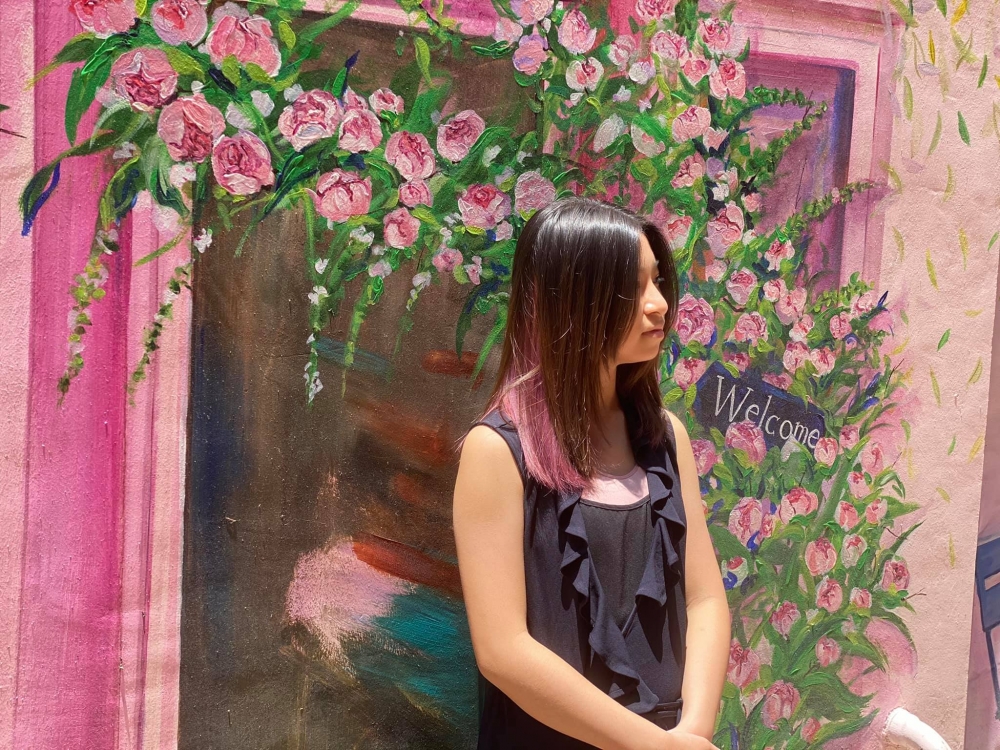 Celine最近喺Facebook post出近照