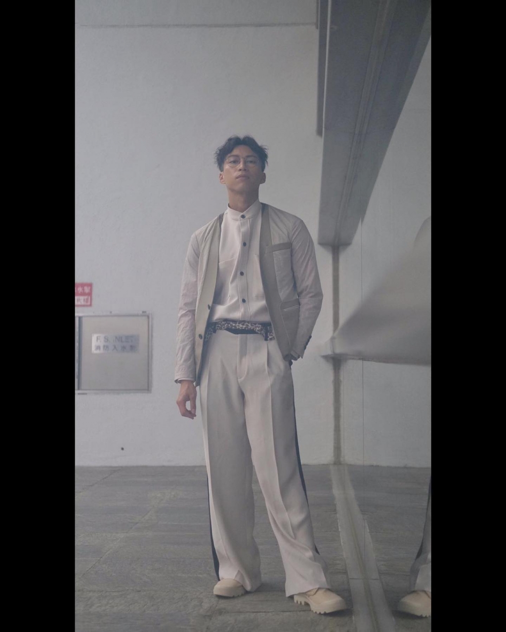 吳業坤FB