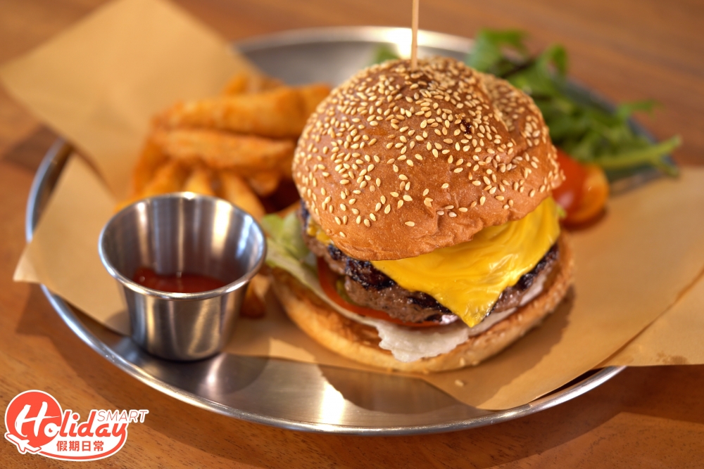 日式和牛蘑菇芝士漢堡