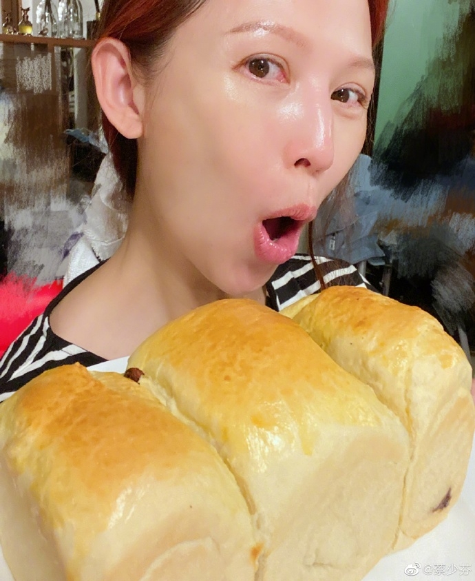 蔡少芬 微博