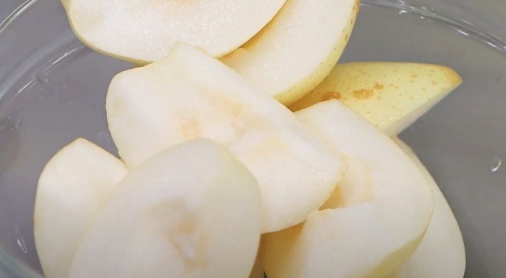 梨皮有著豐富的營養成分,止咳潤肺作用比梨肉更有效!