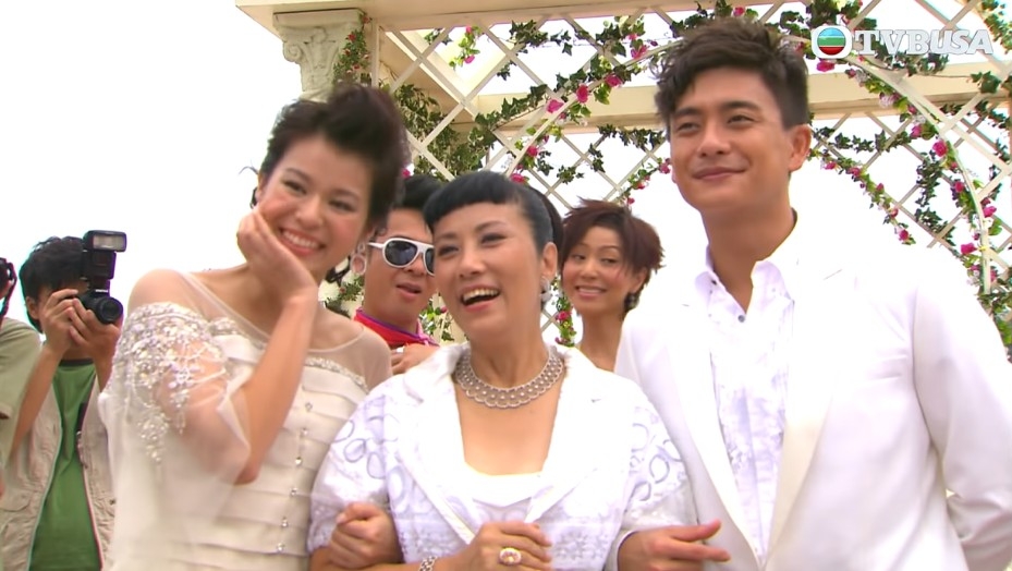 《野蠻奶奶大戰戈師奶》 TVB