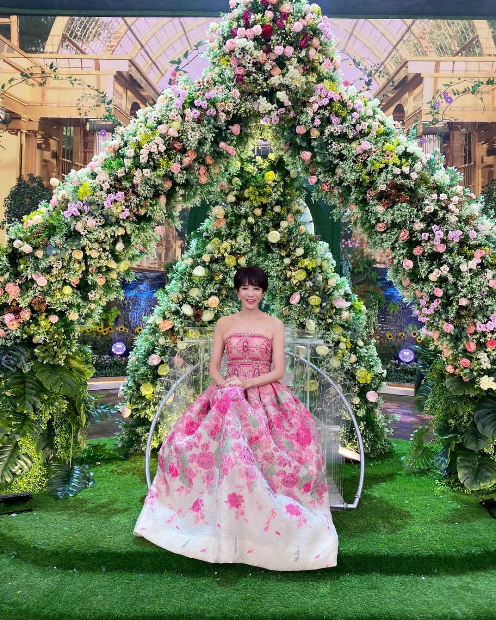 鄭裕玲(Do姐)貴為影后、視后,喺香港娛樂圈地位超然