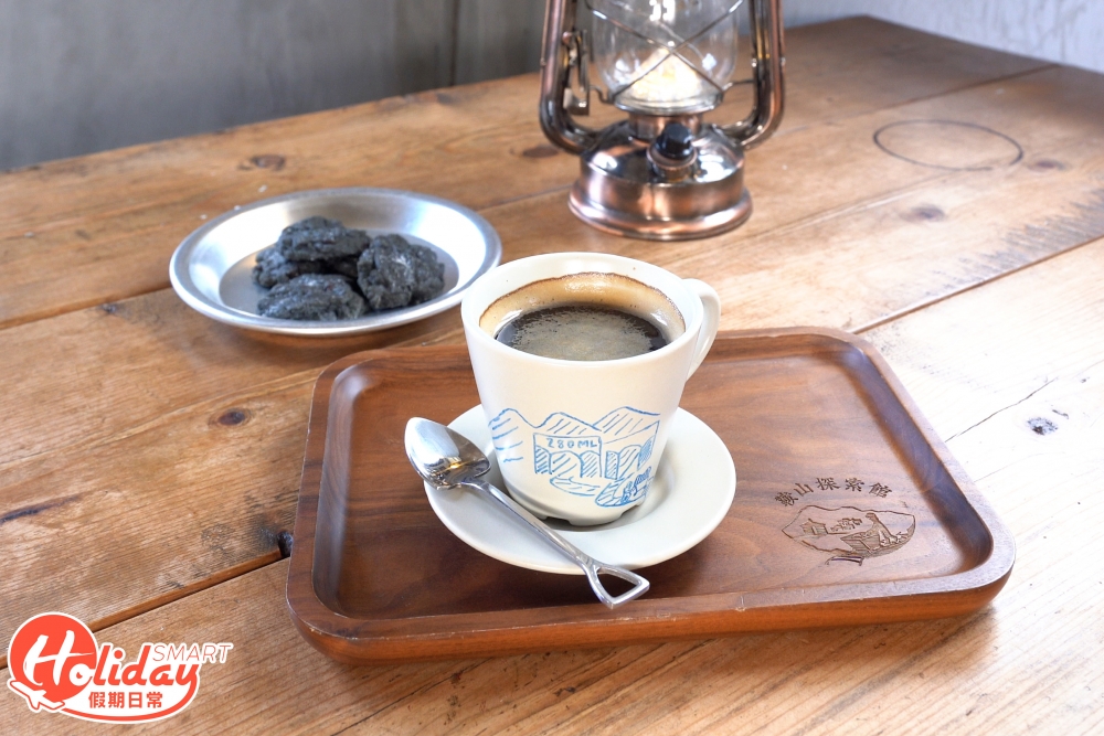 館內的礦工主題Cafe是不少行山客必到景點之一,其中有3大必試名物,包括礦山咖啡、礦石曲奇和腐乳饅頭。