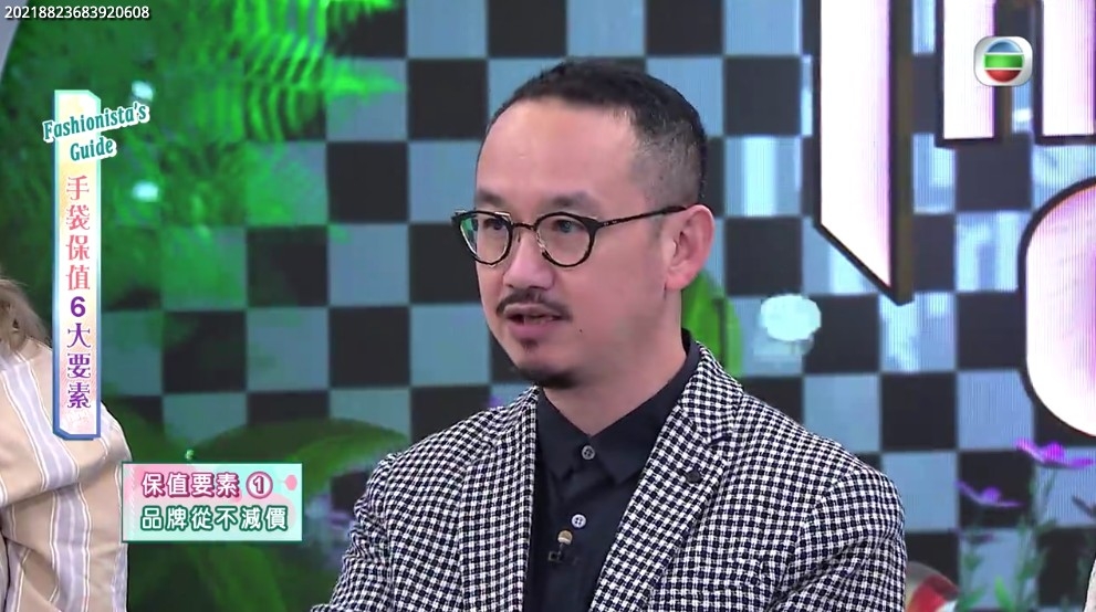 專家Tony指近年較流行顏色較深色嘅手袋,保值能力較好,而其中有3個品牌嘅手袋向來年年加價,呢啲品牌嘅手袋價值亦更高