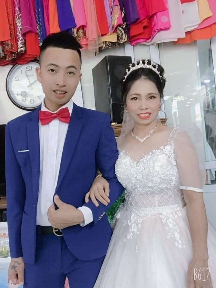 兩人唔理會他人嘅睇法,堅持呢段感情,最終修成正果