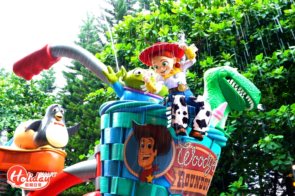 今個夏天,一眾彼思好友會帶來Pixar 水花大街派對