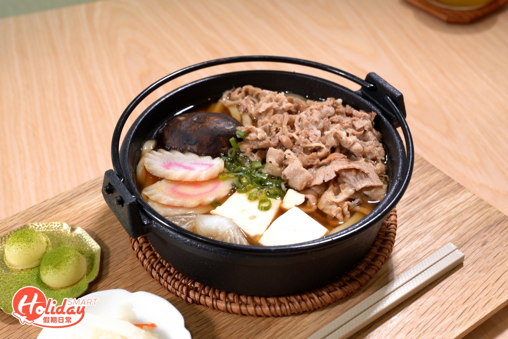 壽喜燒牛肉烏龍麵定食,牛肉肉質嫩滑,壽喜燒湯底清甜。