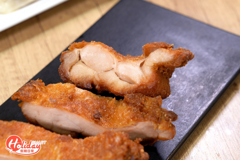 街坊推介超大塊香煎雞扒,炸粉薄身,食落啖啖肉好Juicy。