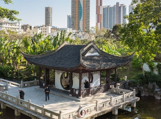 九龍寨城公園。