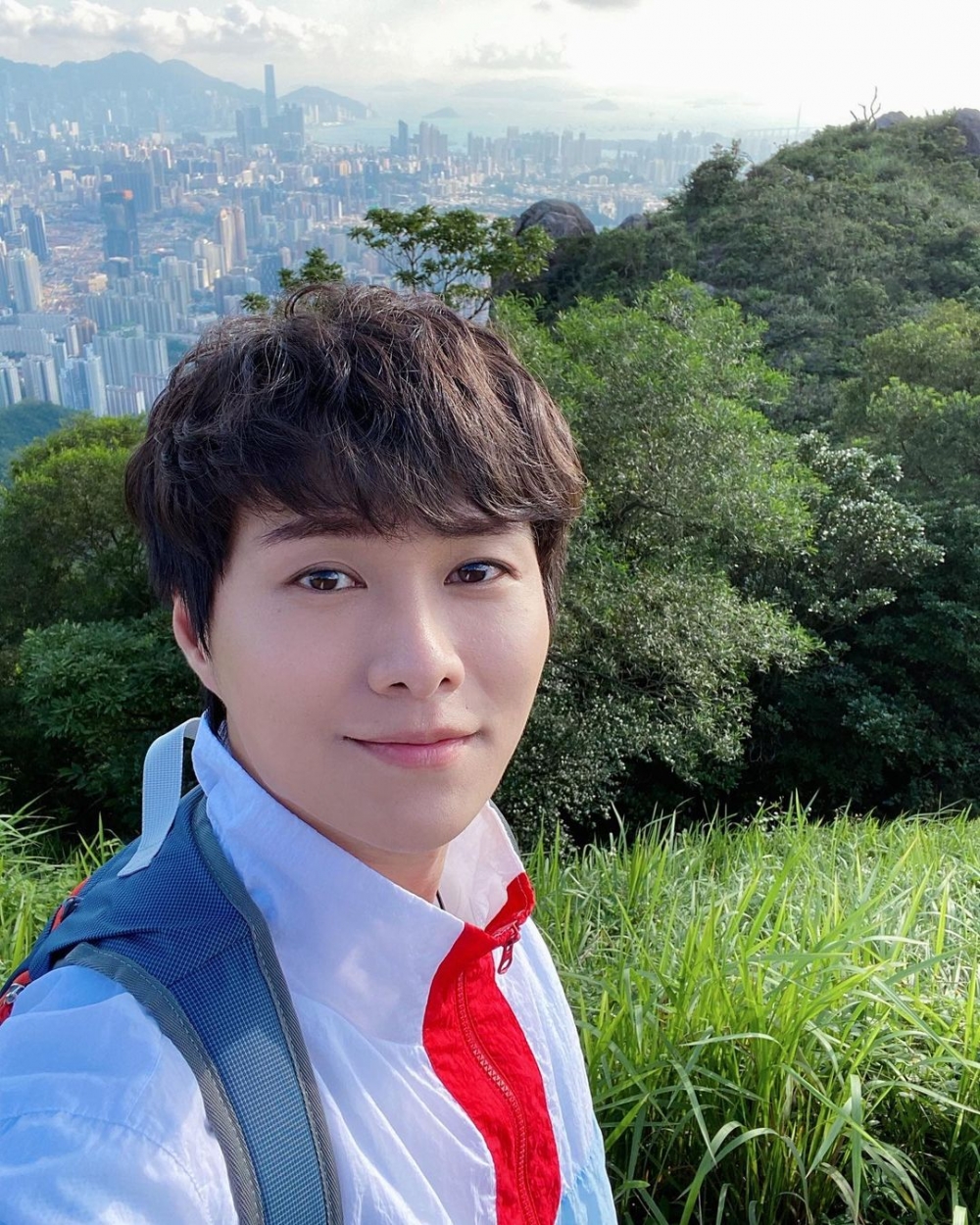 胡鴻鈞提到同fans開視像交流時發現原來佢哋大部分都係中意佢個樣!