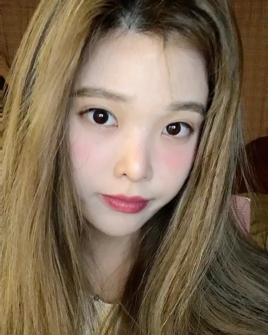 金晴雅(청아)IG